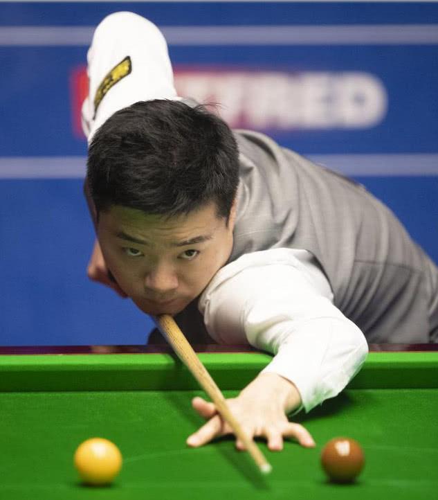 界中不确定 界中不确定