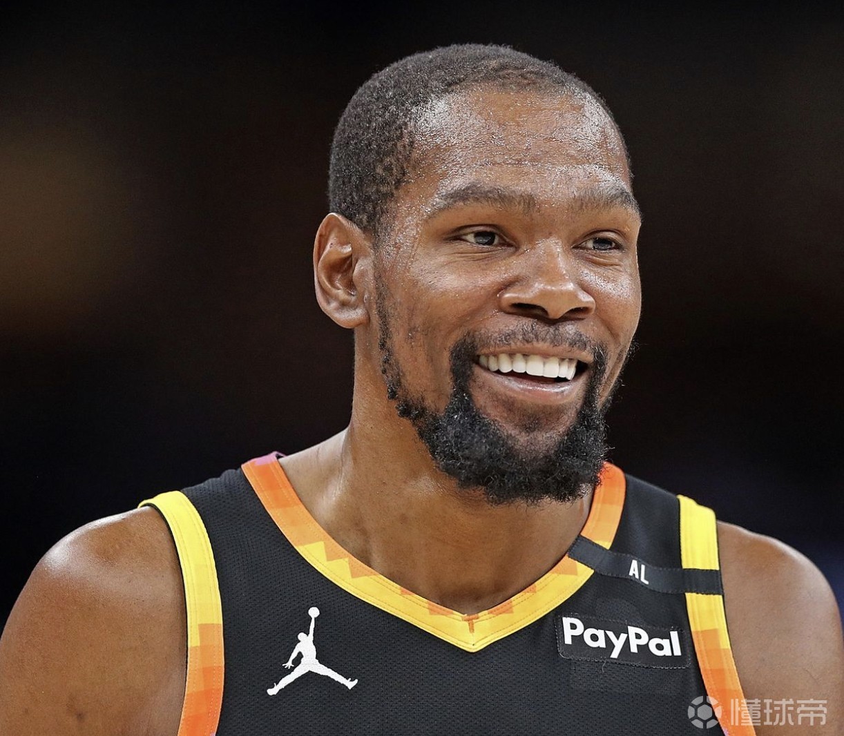 景中显得尤 景中显得尤